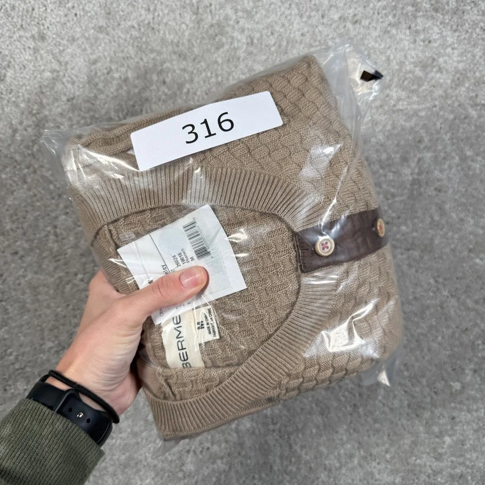 NWT Obermeyer Men's M Henley Knit Sweater Beige Textured Half Button Long Sleeve